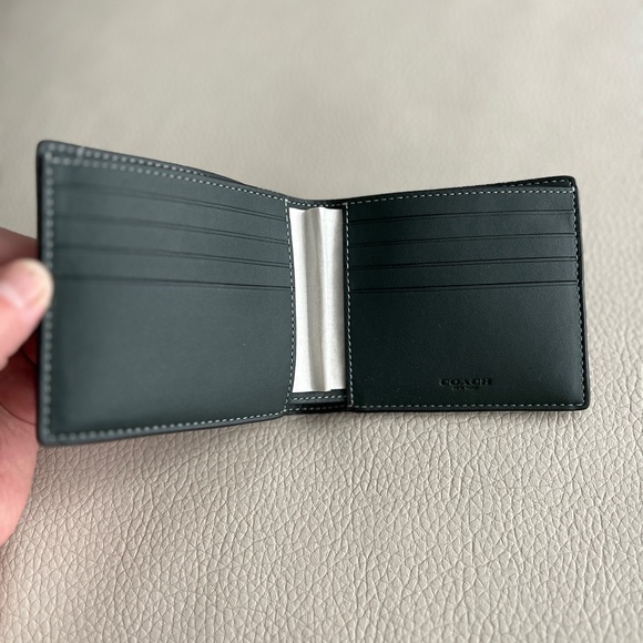 NWT - COACH Men’s 3 in 1 Wallet - Leather - Picture 3 of 8